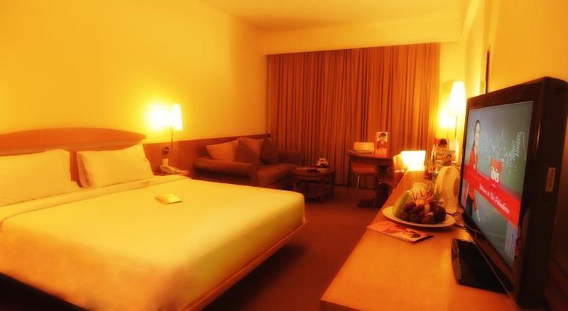 פקאנבארו Grand Suka Hotel מראה חיצוני תמונה