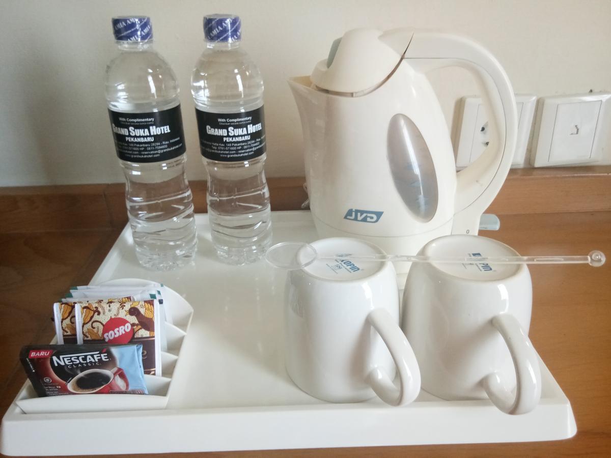 פקאנבארו Grand Suka Hotel מראה חיצוני תמונה